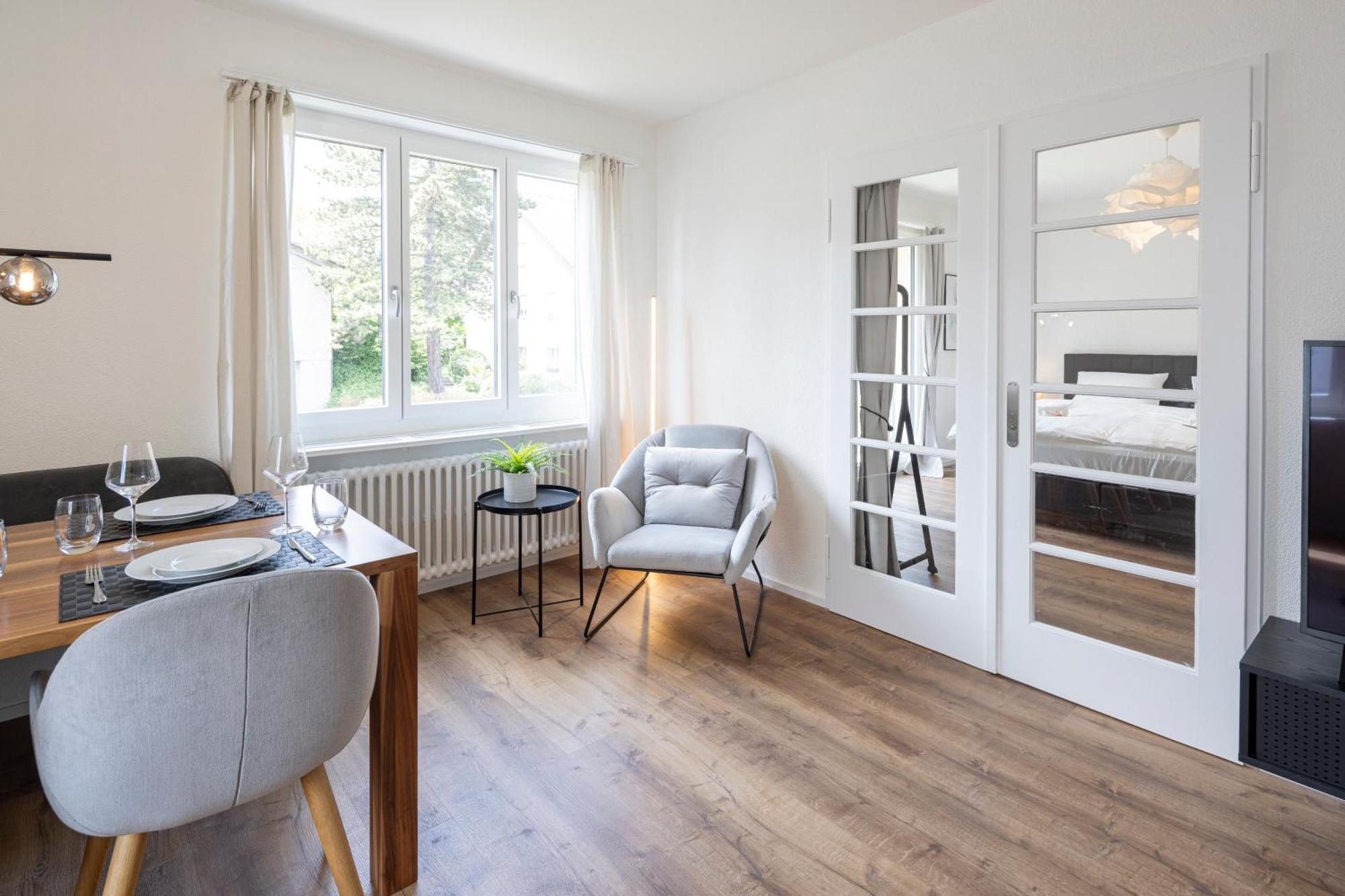 Stayy Bijou Balgrist Nahe Spital - Gratis Parkplatz Zurich Bagian luar foto